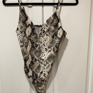 Fashion Nova animal print bodysuit Size XL